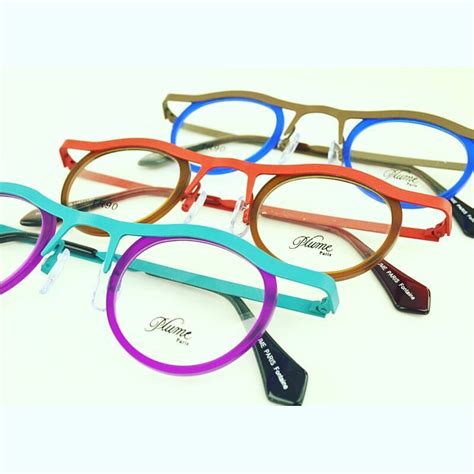 ella & maxx eyewear.